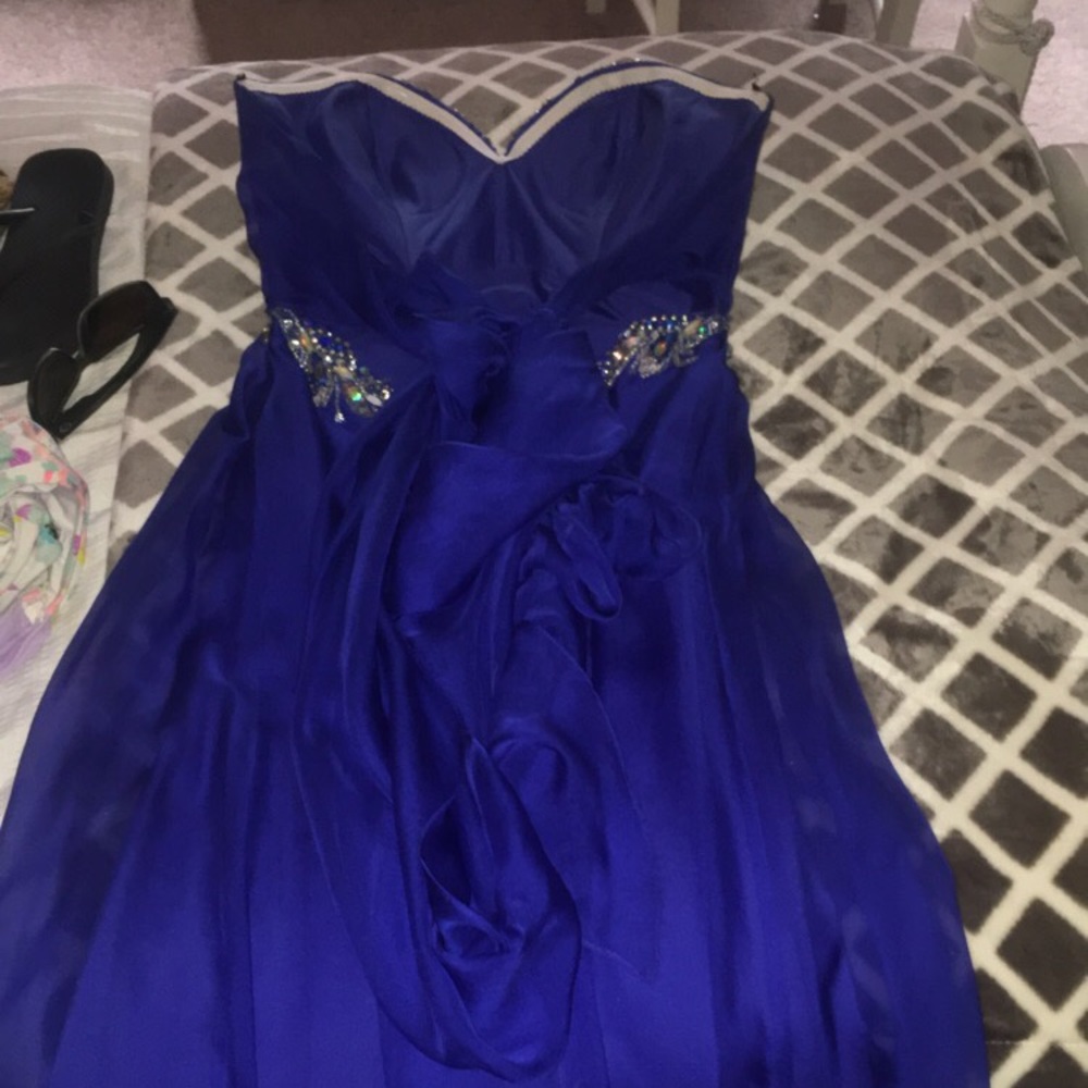 Prom Dress - Picture 3 of 4